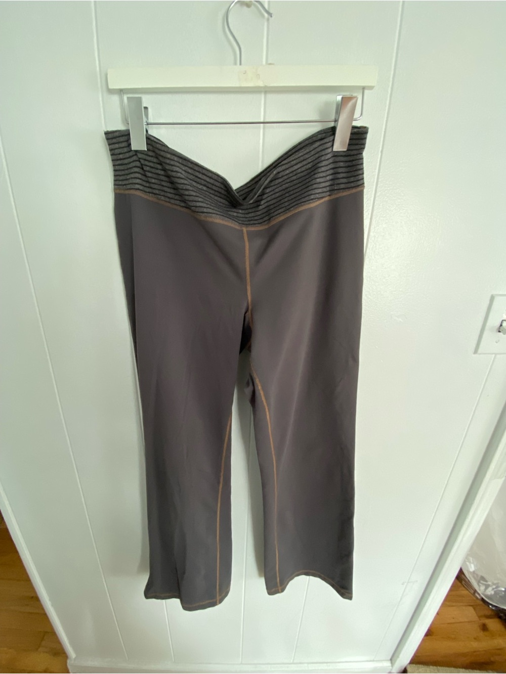 Gray Yoga Flare Leggings with Striped Waistband